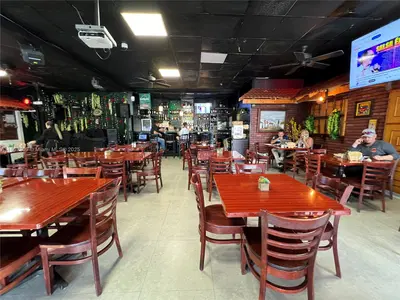 Established Colombian Restaurant with Loyal Clientele