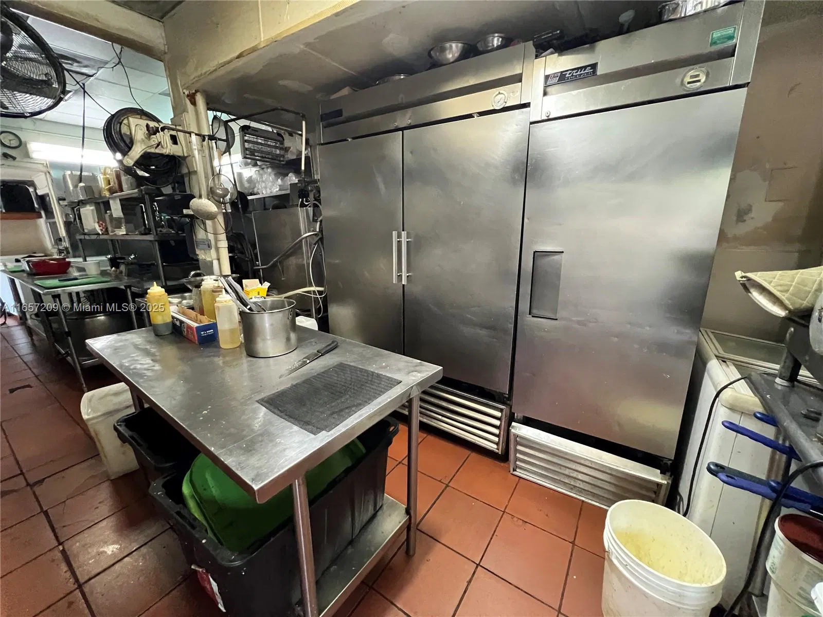 Established Colombian Restaurant with Loyal Clientele