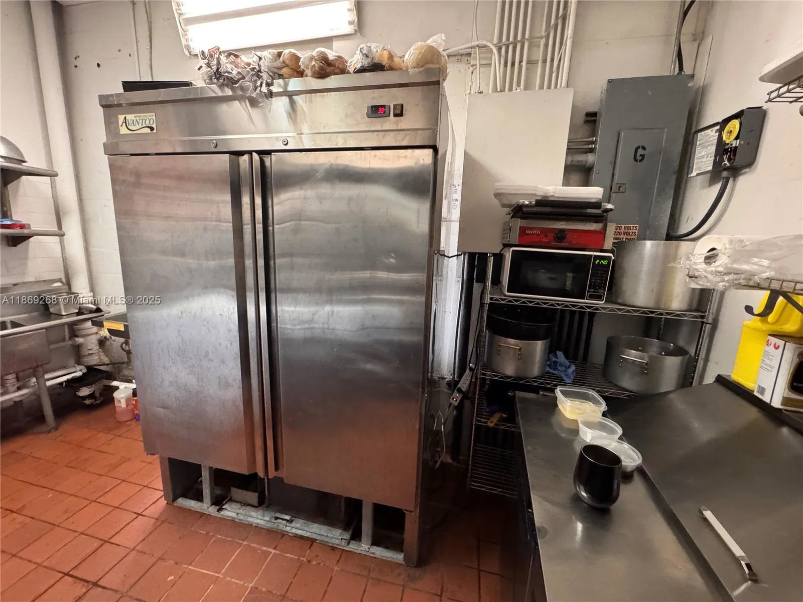 Profitable Take Out Restaurant with Passive Income Streams