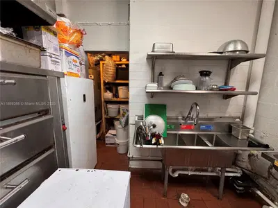 Profitable Take Out Restaurant with Passive Income Streams