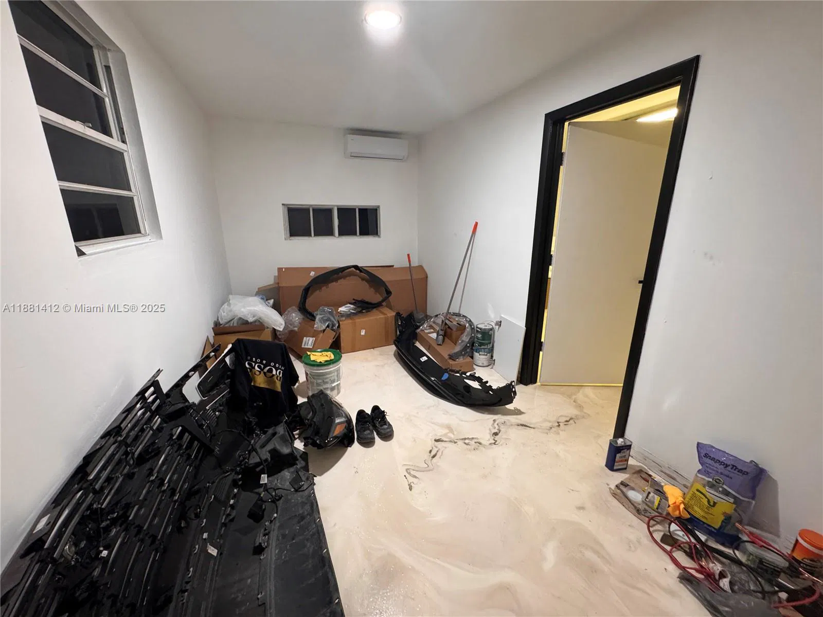 Turnkey Auto Body Shop with Prime Location