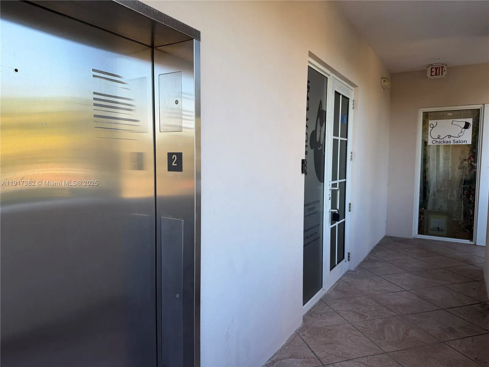 Established Beauty Salon with Low Overhead and Expansion Potential