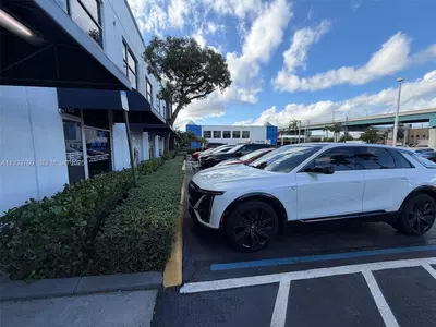 Turnkey Doral Restaurant with Favorable Lease Terms