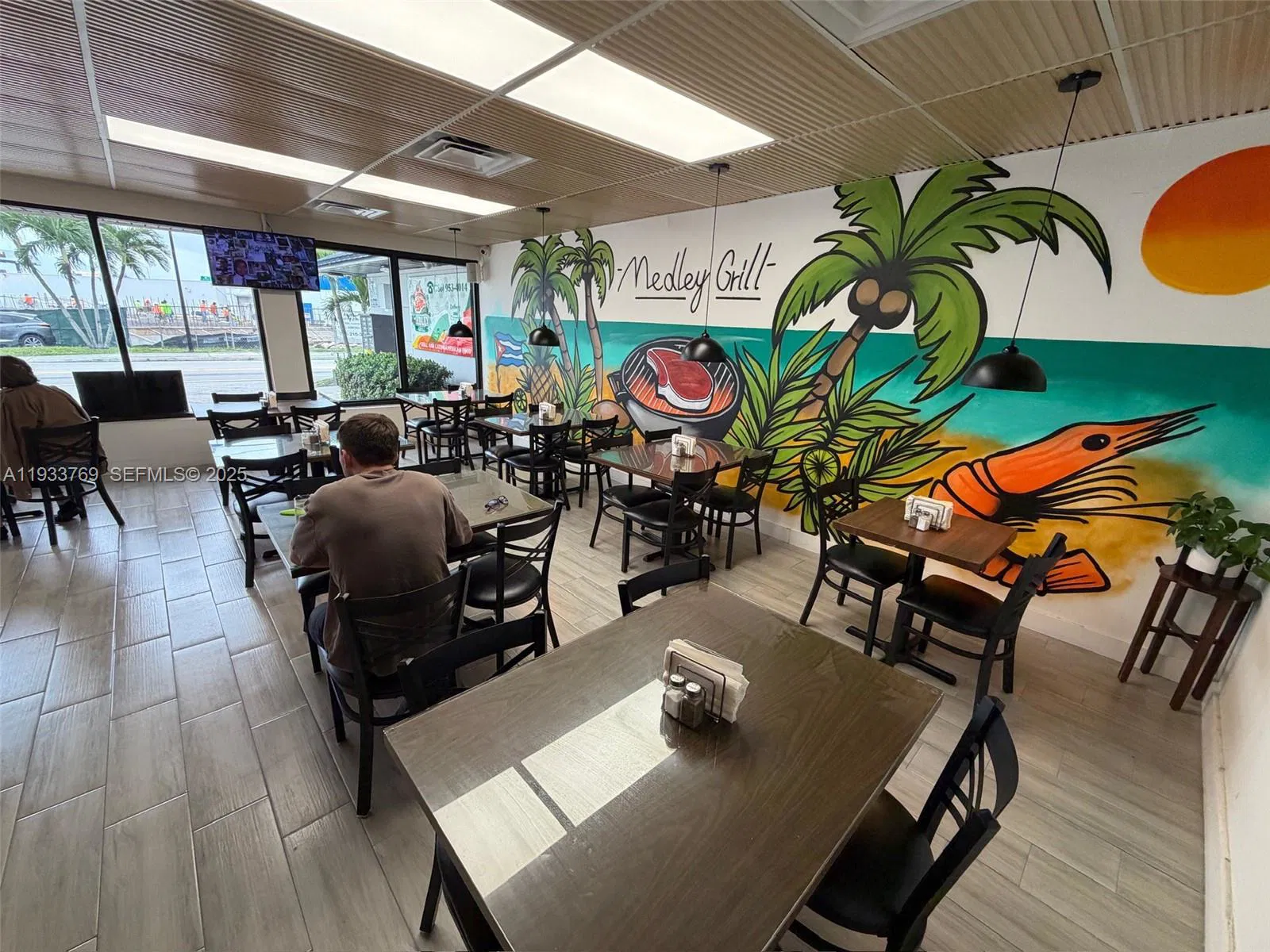 Profitable Restaurant with Prime River Adjacent Location