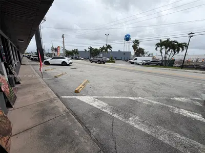 Profitable Restaurant with Prime River Adjacent Location