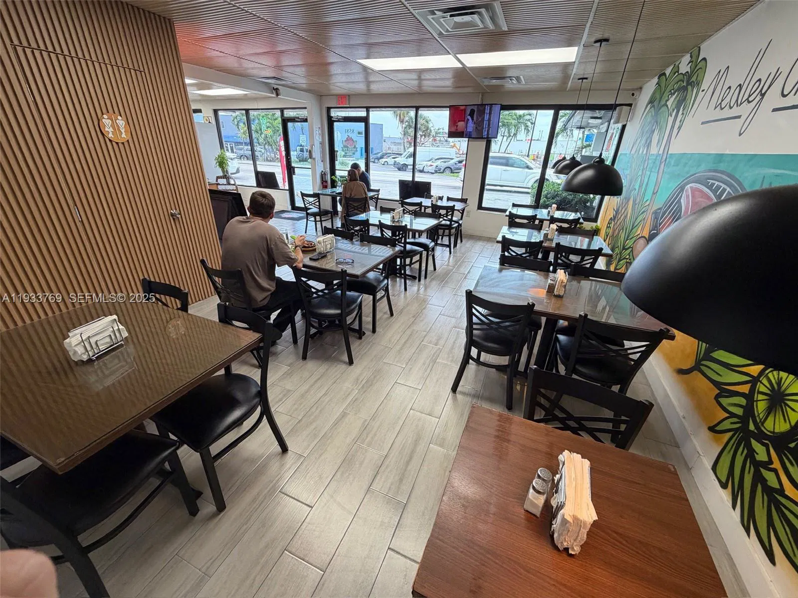 Profitable Restaurant with Prime River Adjacent Location