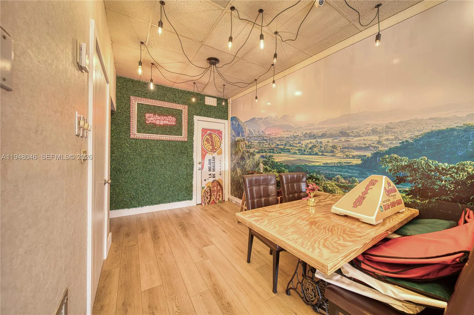 Established Turnkey Restaurant with Favorable Lease Terms