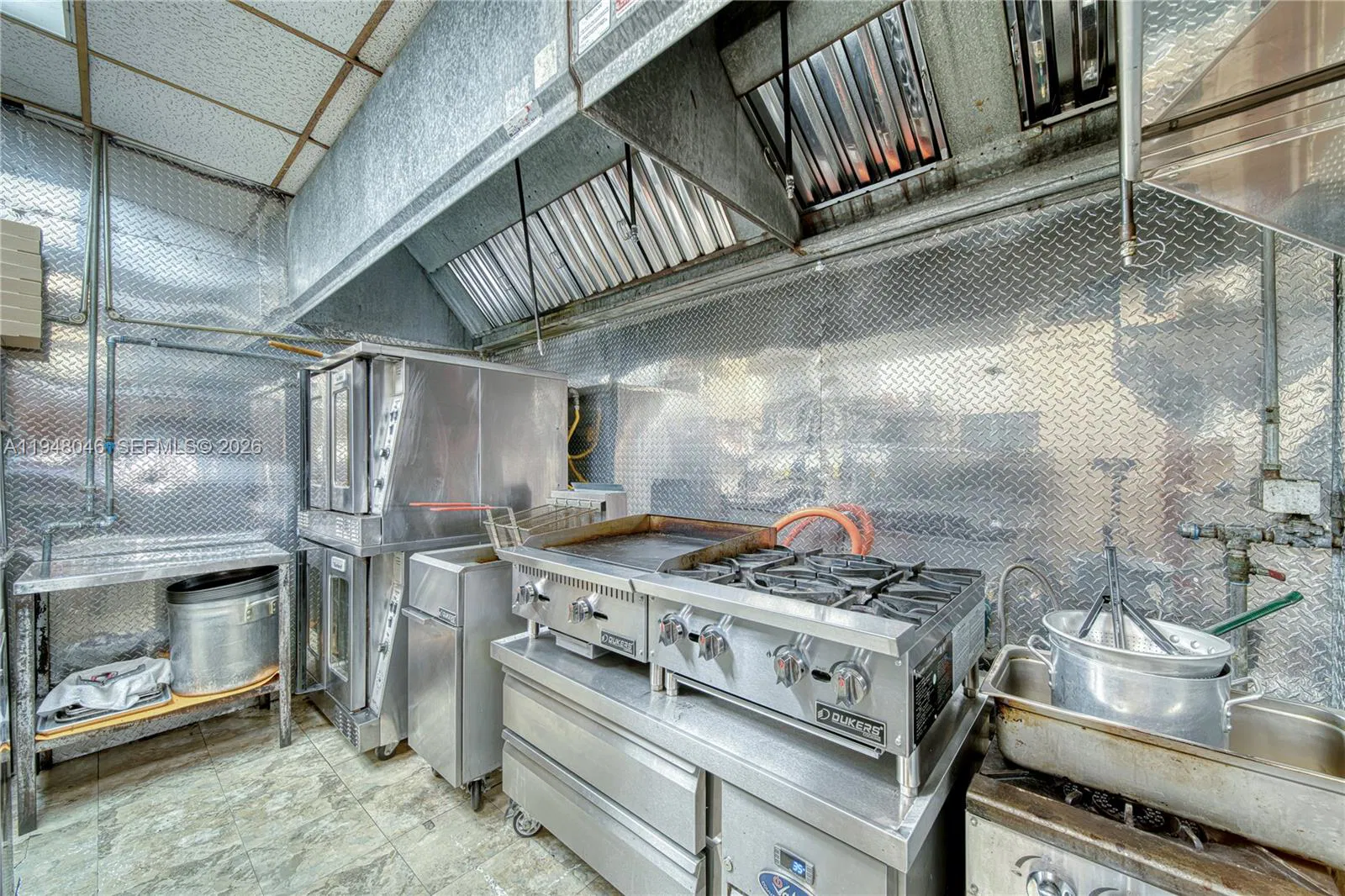 Established Turnkey Restaurant with Favorable Lease Terms