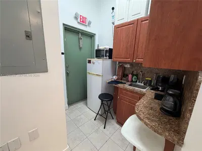 Established Beauty Salon with Prime Location