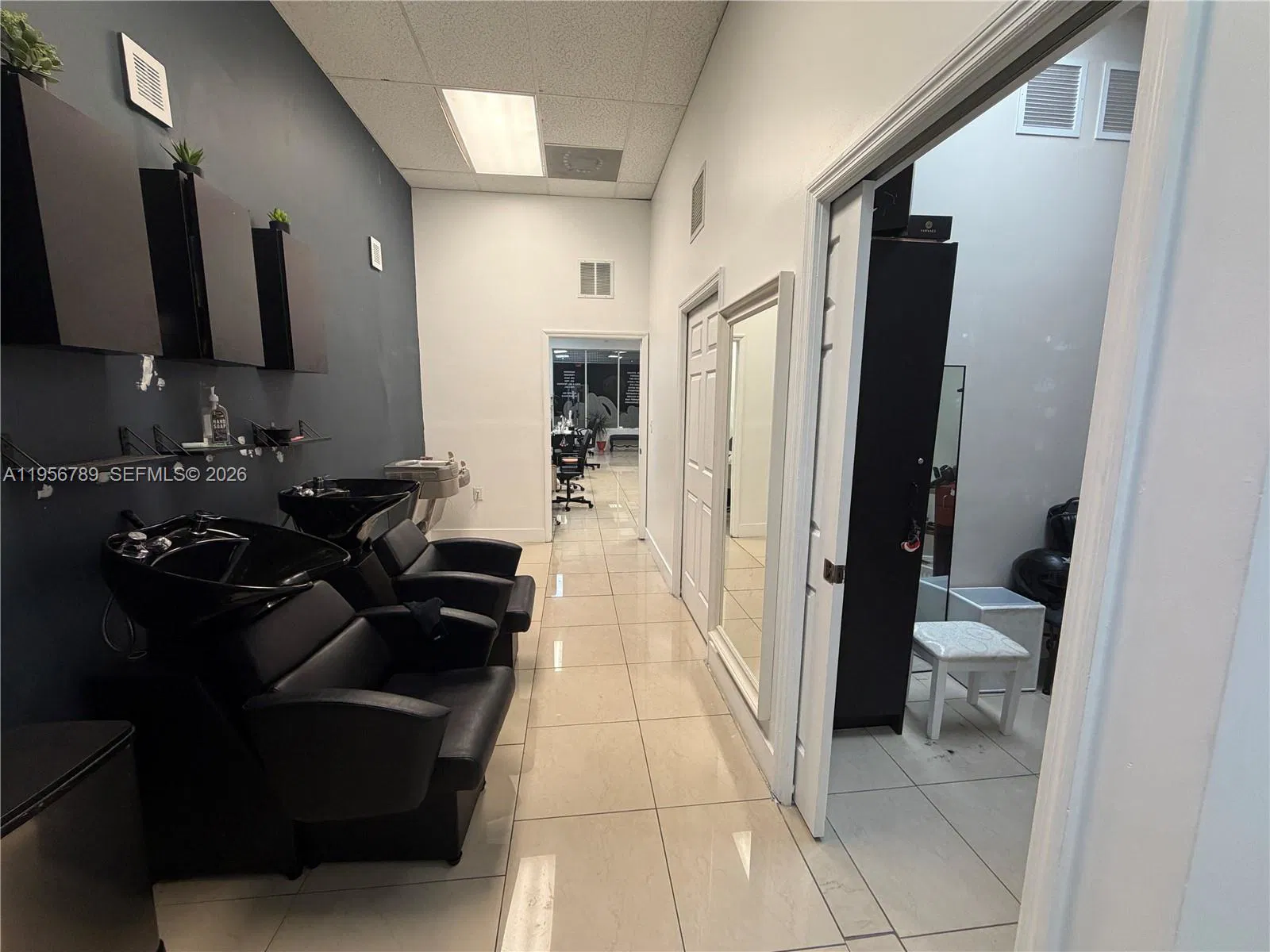 Established Beauty Salon with Prime Location