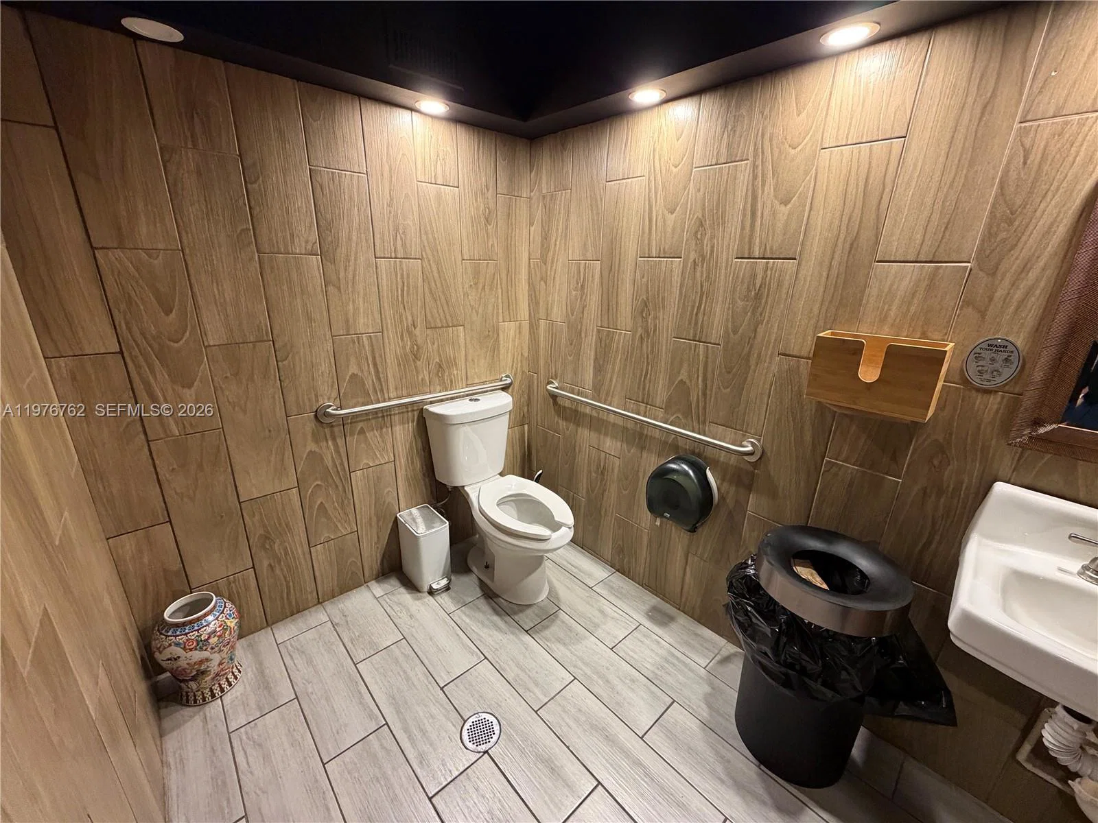 Profitable Peruvian Restaurant with Prime Location