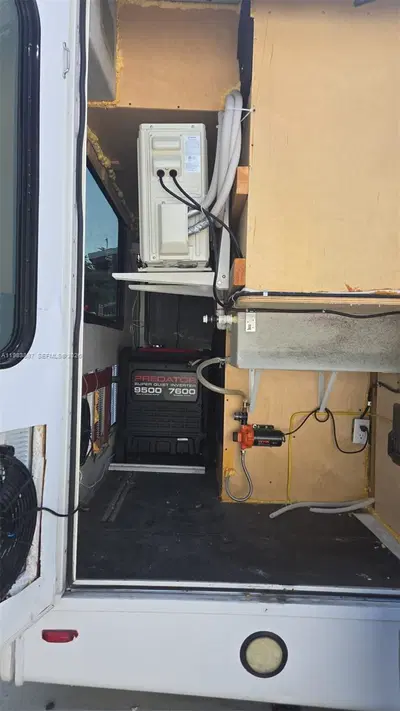 Turnkey Mobile Med Spa Bus with Essential Equipment