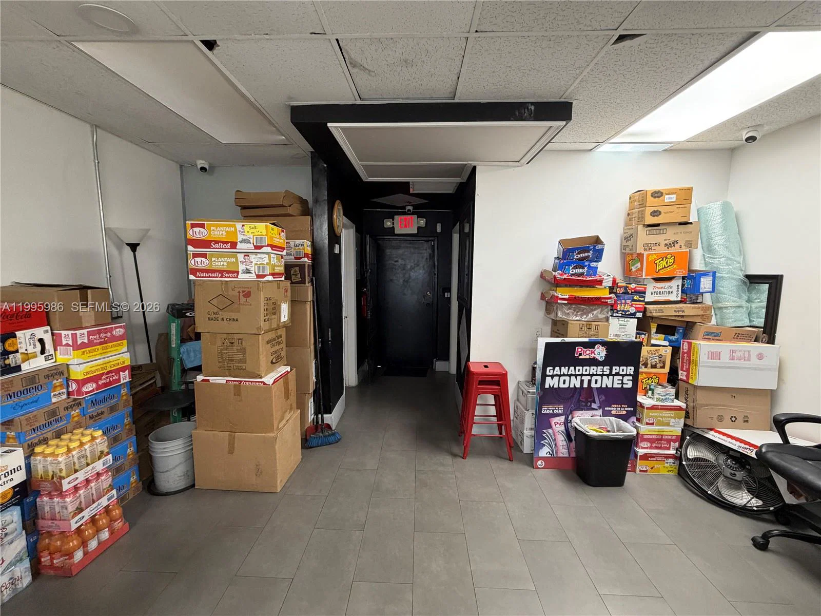 Established Grocery Store with Slot Machine Income