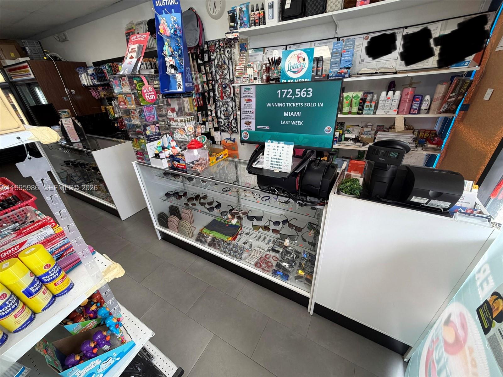 Established Grocery Store with Slot Machine Income