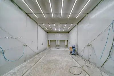 Complete Powder Coating Equipment Package with Industrial Curing Oven
