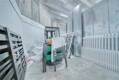Complete Powder Coating Equipment Package with Industrial Curing Oven
