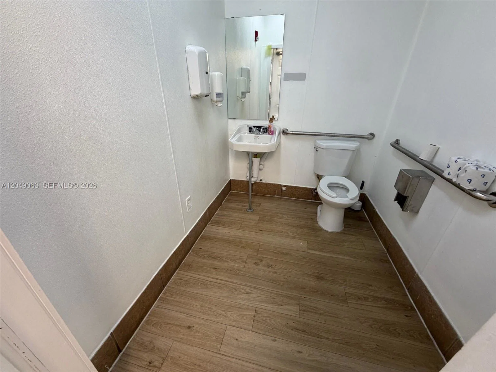 Turnkey Restaurant Space with Existing Equipment