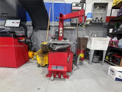 Established Auto Repair Shop with Active Customer Base