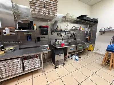 Turnkey Restaurant with Prime Location and Strong Online Presence