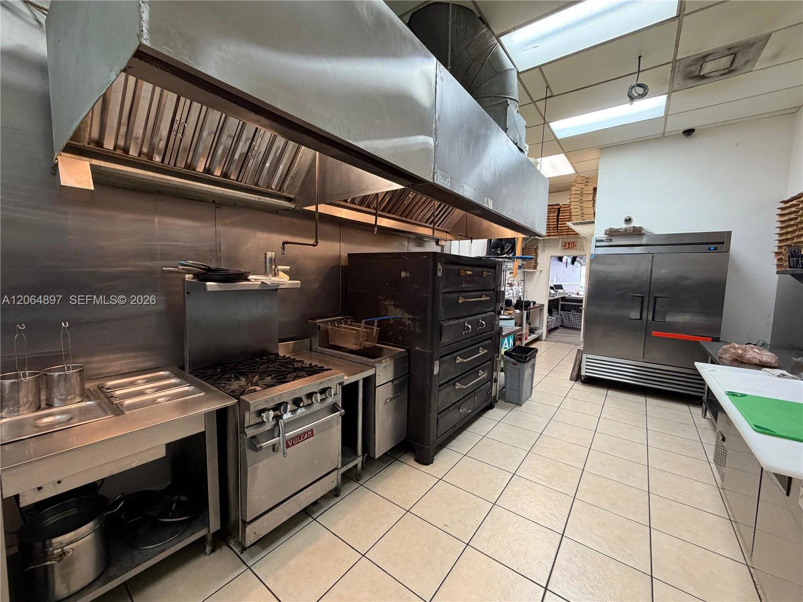 Turnkey Restaurant with Prime Location and Strong Online Presence