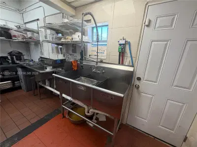 Turnkey Restaurant with Efficient Operations
