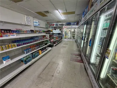 Complete Deli and Convenience Store Fixtures and Inventory