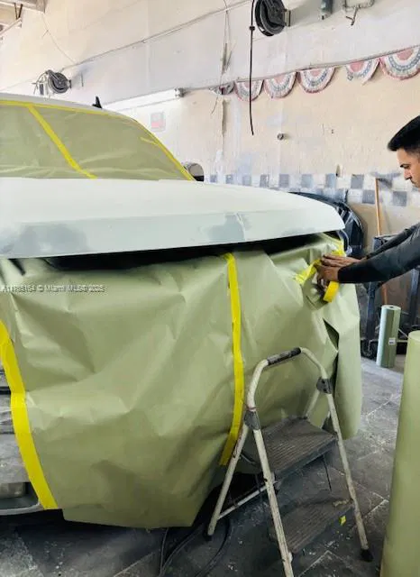 Established Auto Body Shop with Essential Equipment