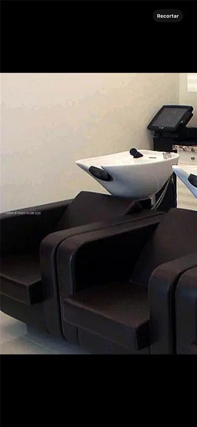 Premier Beauty Salon and Spa with Prime Location
