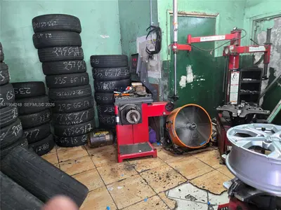 Established Automotive Tire Shop with Loyal Customer Base