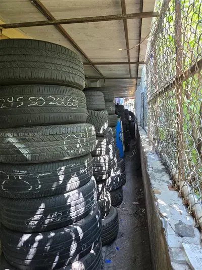 Established Automotive Tire Shop with Loyal Customer Base