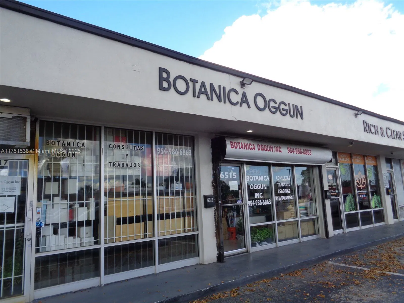 Established Religious Retailer with Turnkey Operations