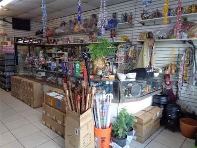 Established Religious Retailer with Turnkey Operations