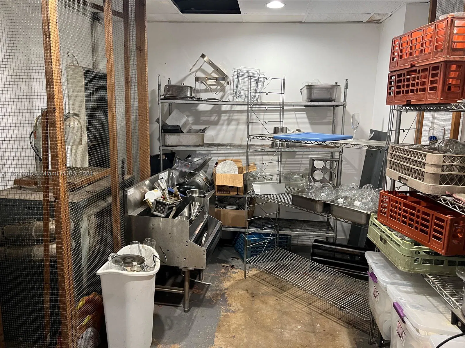 Prime Restaurant Space with Strong Catering Potential