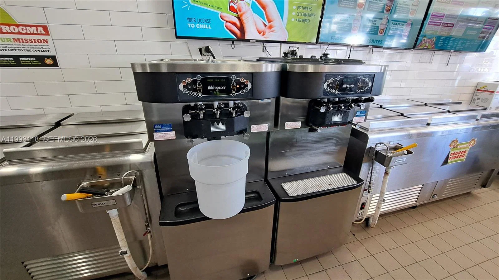 Turnkey Ice Cream Shop with Multi Unit Expansion Rights