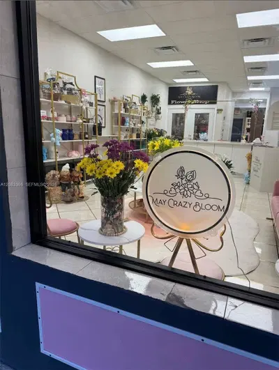 Complete Flower Shop Assets with Established Delivery Platforms