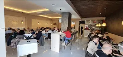 Established Restaurant and Bar with Real Estate and Full Liquor License