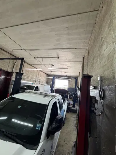 Established Tire and Mechanic Shop with Strong Community Presence