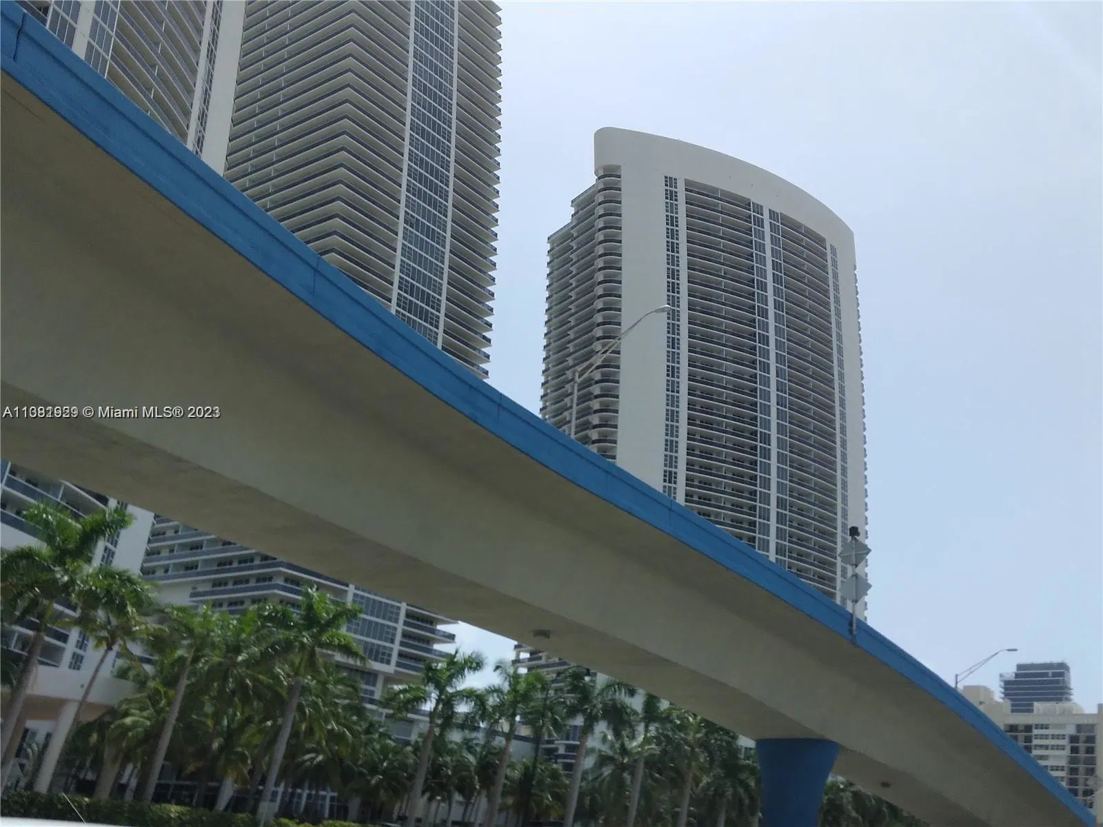 Boutique Beauty Salon with Prime Beachfront Location