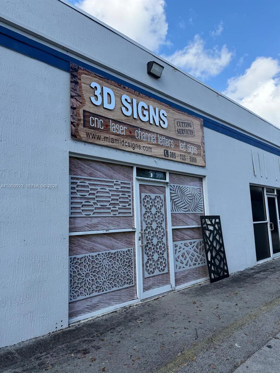 Profitable Sign Manufacturer with Established Client Base