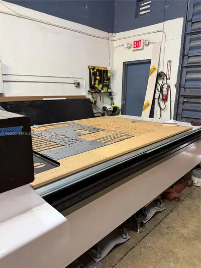 Profitable Sign Manufacturer with Established Client Base