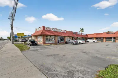 Iconic Turnkey Restaurant with Streamlined Operations