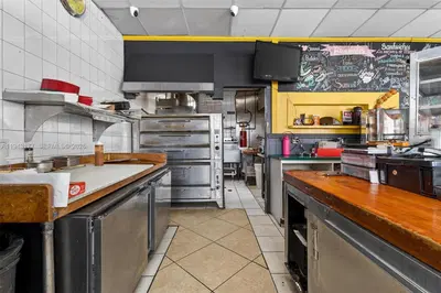 Iconic Turnkey Restaurant with Streamlined Operations