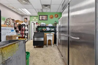 Iconic Turnkey Restaurant with Streamlined Operations