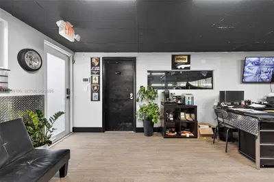 Complete Auto Paint Shop Assets with Professional Spray Booth