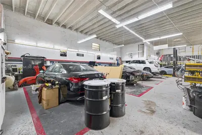 Complete Auto Paint Shop Assets with Professional Spray Booth