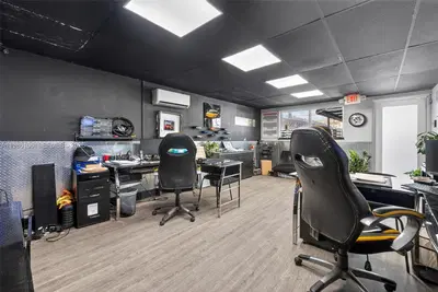 Complete Auto Paint Shop Assets with Professional Spray Booth