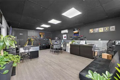 Complete Auto Paint Shop Assets with Professional Spray Booth