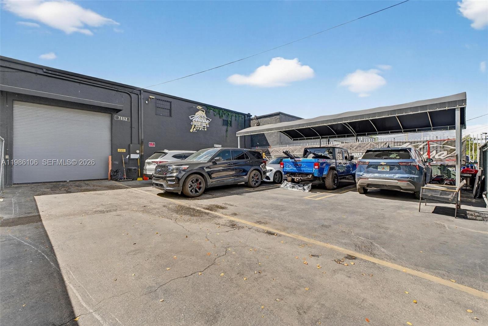 Complete Auto Paint Shop Assets with Professional Spray Booth