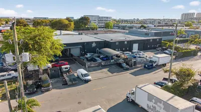 Complete Auto Paint Shop Assets with Professional Spray Booth