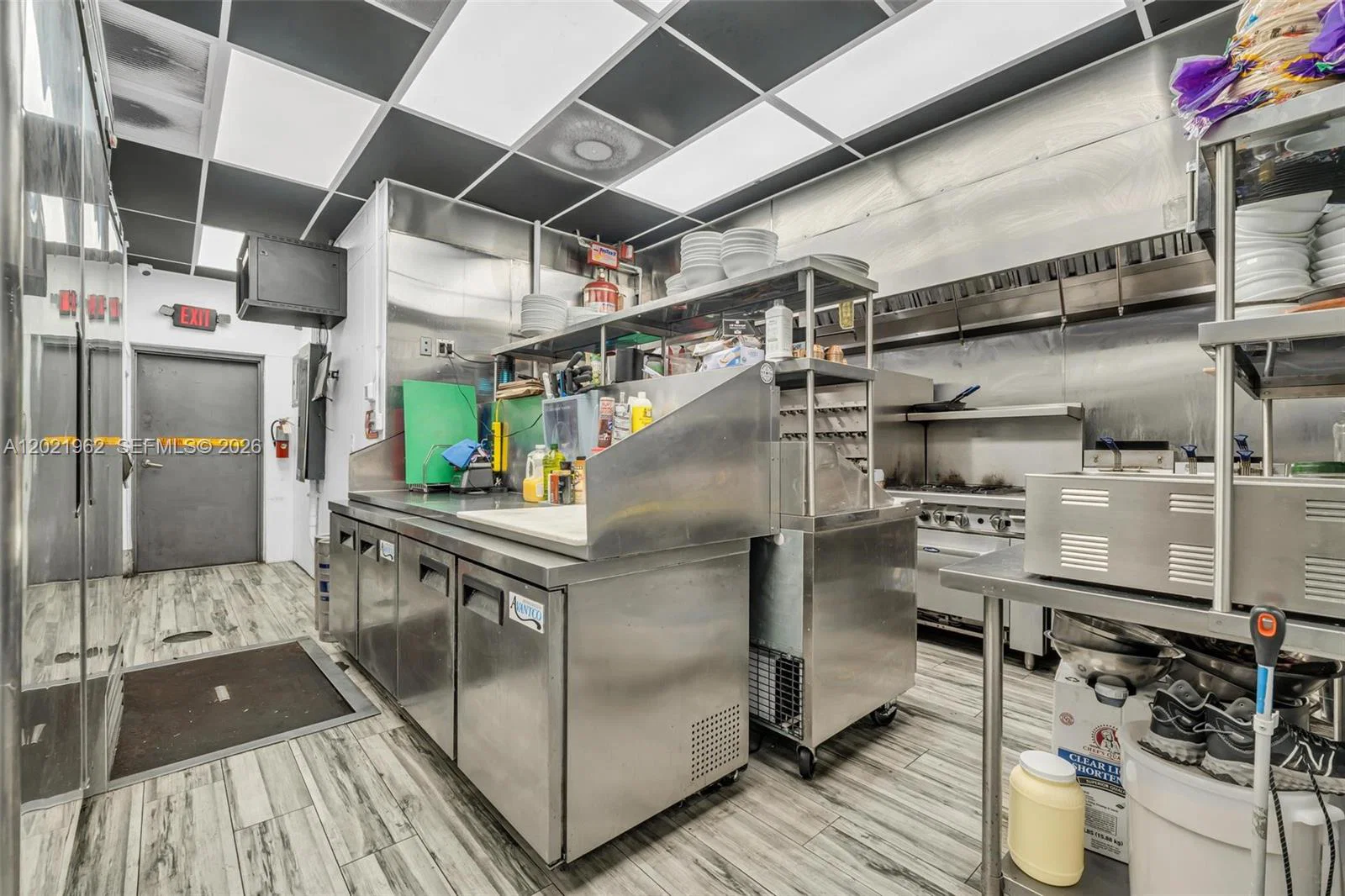 Turnkey Restaurant with Brand New Equipment and Long Term Lease